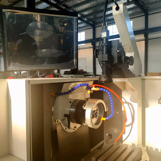 Máquina retificadora de ferramentas para pastilhas de torneamento PCD e PCBN